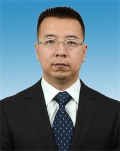 邬雄蓝底.jpg